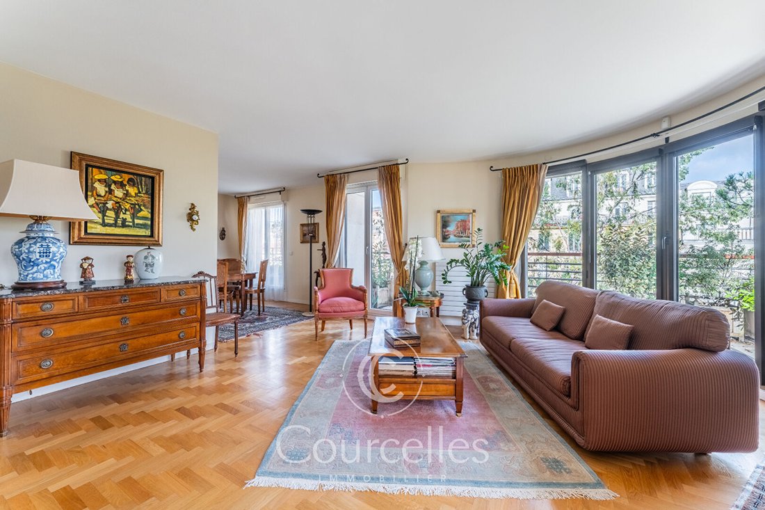 Apartment in Hôtel de Ville-Planchette, Levallois-Perret, France 3 - 15869382