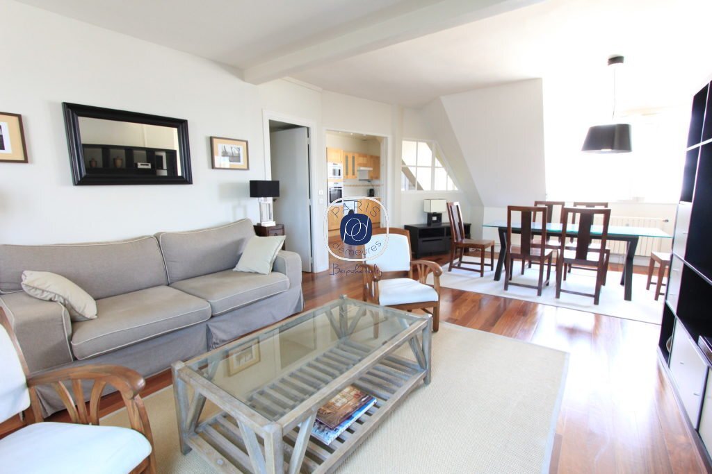 Apartment in Palais Royal, Paris 1er Arrondissement, Paris 1 - 15868784