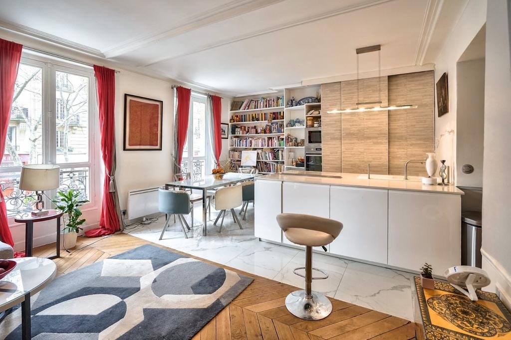 Apartment in Palais Royal, Paris 1er Arrondissement, Paris 1 - 15869613