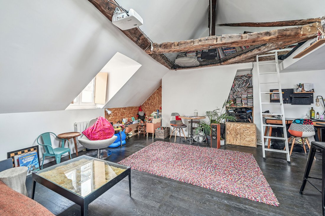 Apartment in Grange Aux Belles-Terrage, Paris 10e Arrondissement, Paris 3 - 15868786
