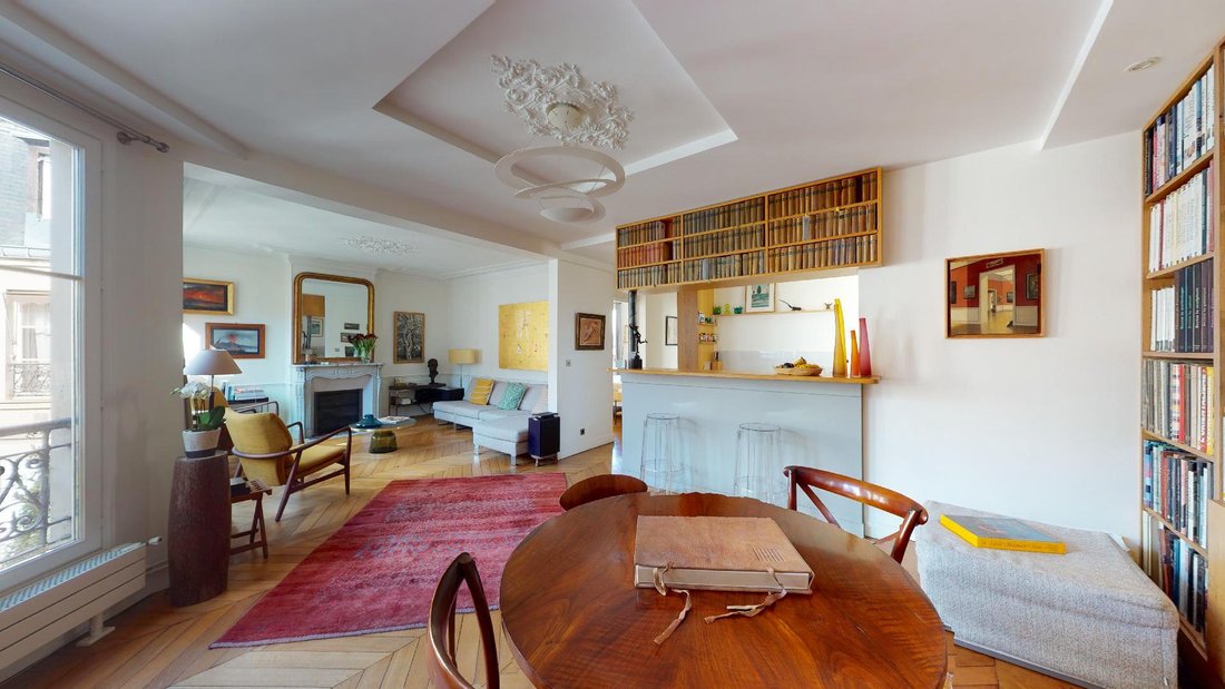 Apartment in Palais Royal, Paris 1er Arrondissement, Paris 5 - 15869982