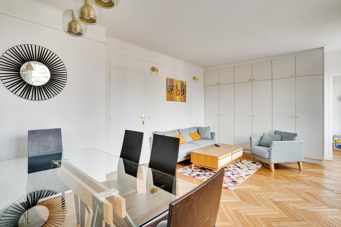 Apartment in Palais Royal, Paris 1er Arrondissement, Paris 1 - 15869920