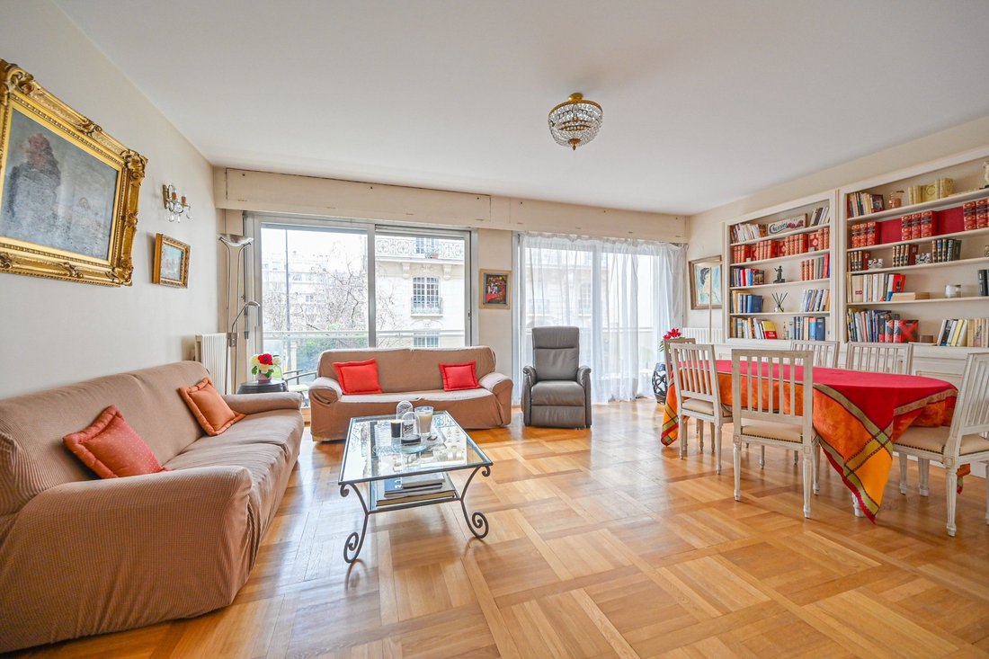 Apartment in Enfants Rouges, Paris 3e Arrondissement, Paris 2 - 15869623