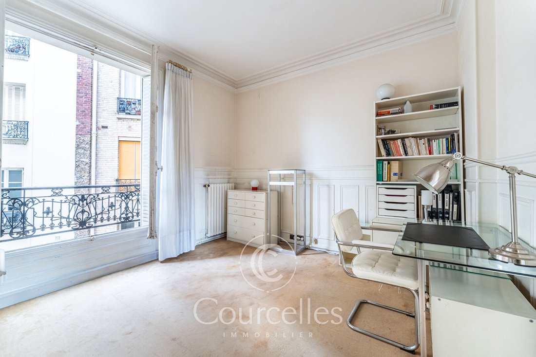 Apartment in Clignancourt-Jules Joffrin, Paris 18e Arrondissement, Paris 5 - 15869264