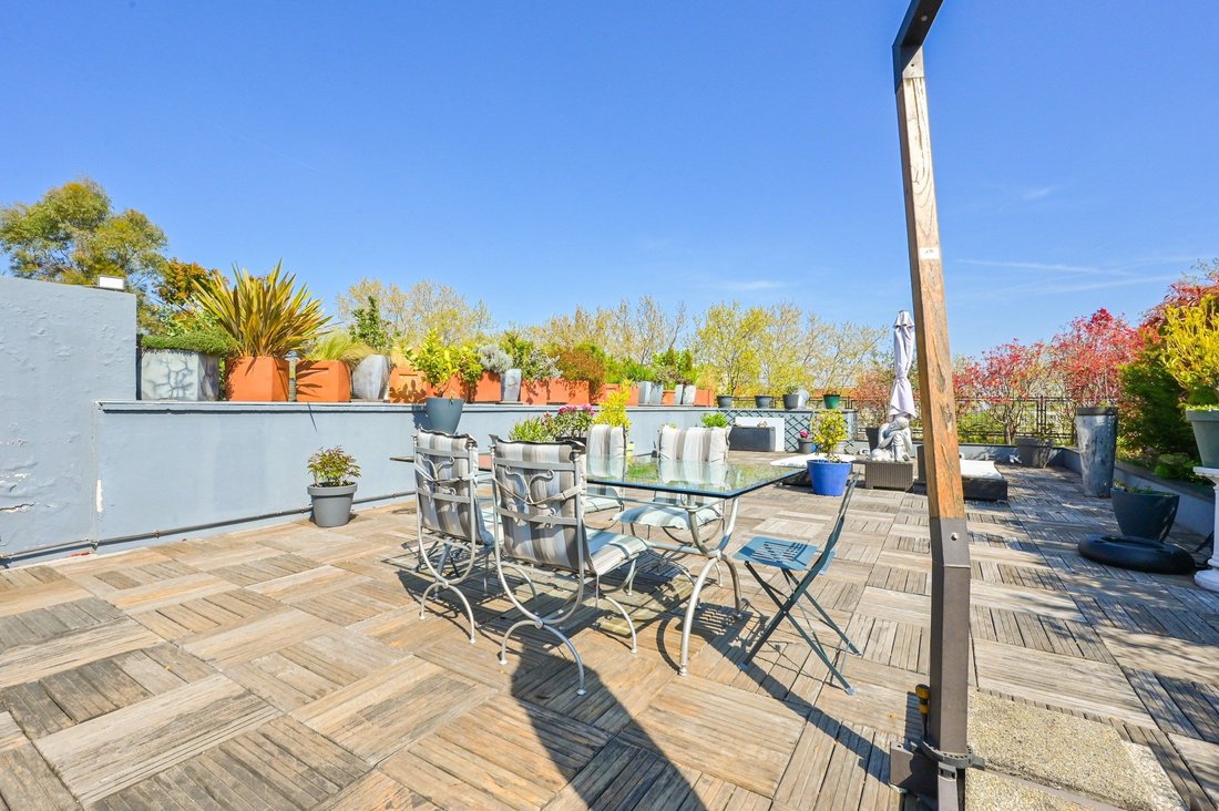 Apartment in Espaces Jeunes, Issy-les-Moulineaux, France 5 - 15869830