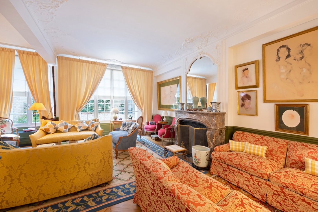 Apartment in Palais Royal, Paris 1er Arrondissement, Paris 2 - 15869938