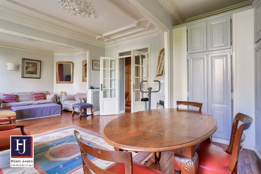 Apartment in Saint Gervais, Paris 4e Arrondissement, Paris 3 - 15869050