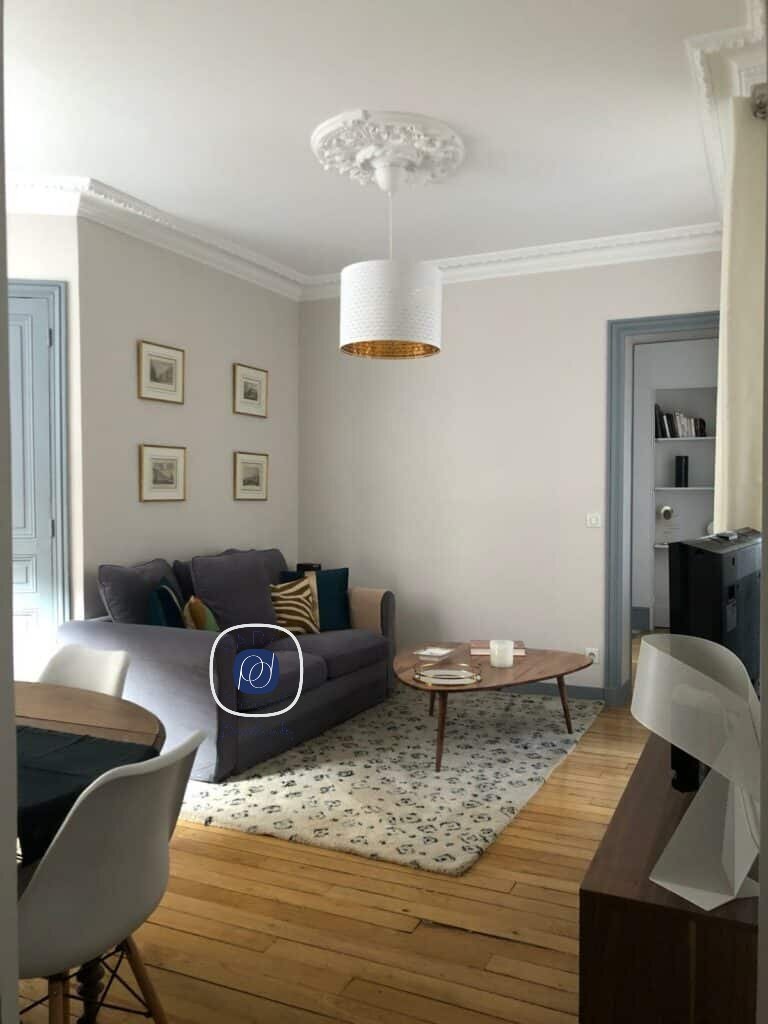 Apartment in Palais Royal, Paris 1er Arrondissement, Paris 2 - 15869120