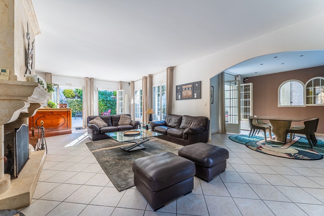 House in Centre Ville, Rueil-Malmaison, France 5 - 15869631