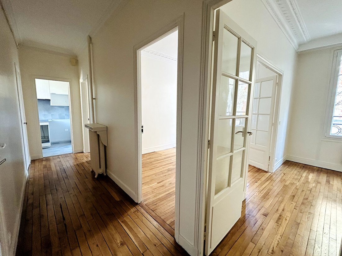 Apartment in Invalides, Paris 7e Arrondissement, Paris 3 - 15869278