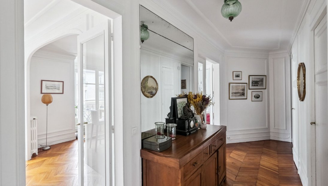 Apartment in Pereire-Malesherbes, Paris 17e Arrondissement, Paris 4 - 15869819