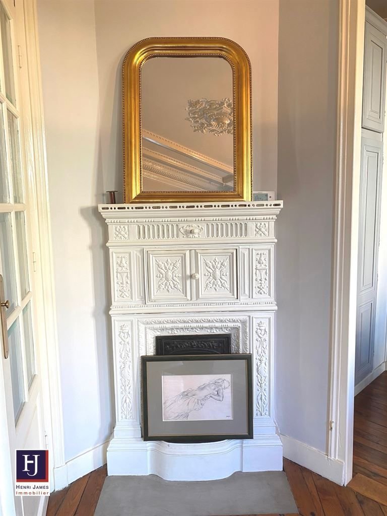Apartment in Saint Gervais, Paris 4e Arrondissement, Paris 5 - 15869050