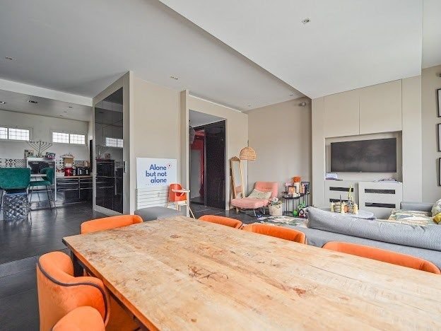 Apartment in Hôtel de Ville-Planchette, Levallois-Perret, France 5 - 15869712