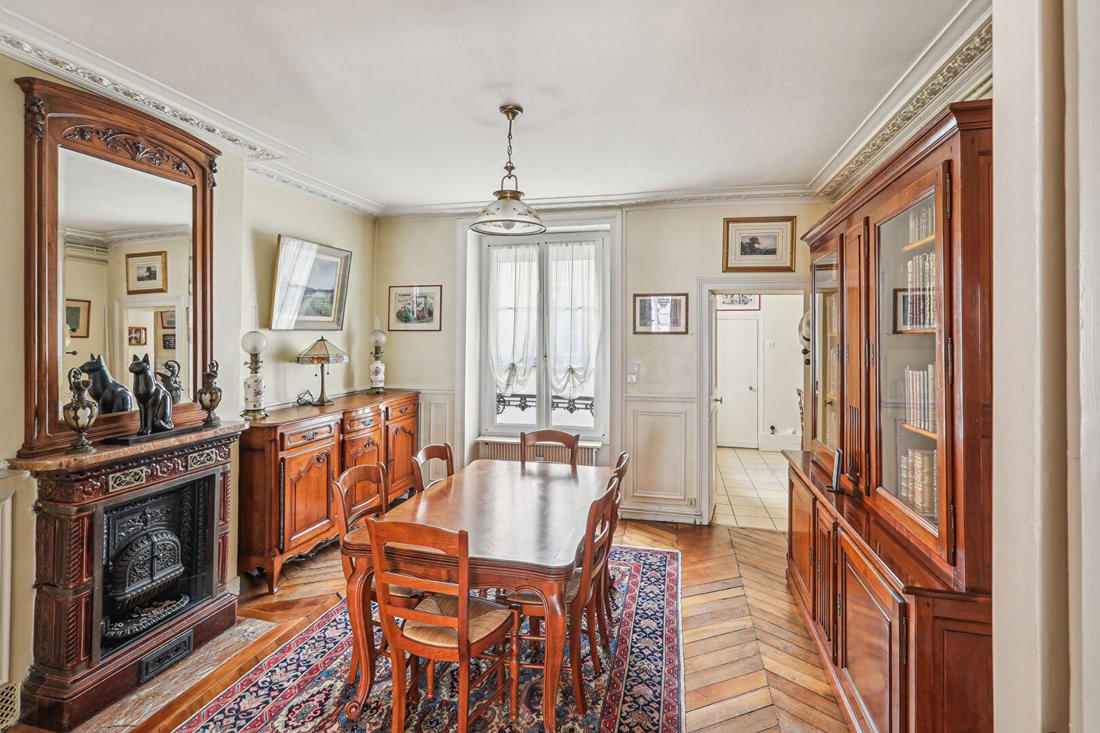 Apartment in Grange Aux Belles-Terrage, Paris 10e Arrondissement, Paris 4 - 15869561