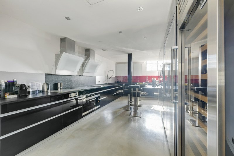 Apartment in Palais Royal, Paris 1er Arrondissement, Paris 4 - 15868933