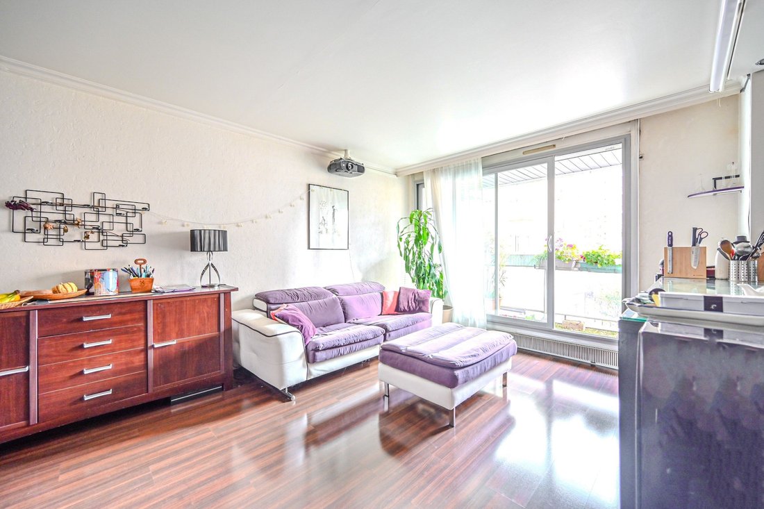 Apartment in Enfants Rouges, Paris 3e Arrondissement, Paris 3 - 15869281