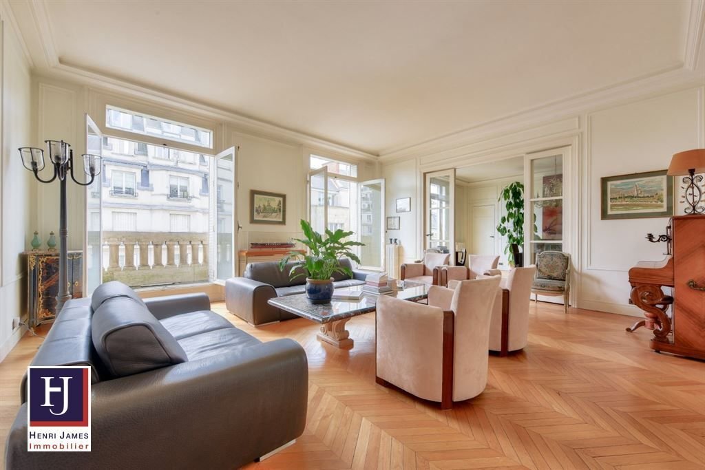 Apartment in Saint Gervais, Paris 4e Arrondissement, Paris 1 - 15868880