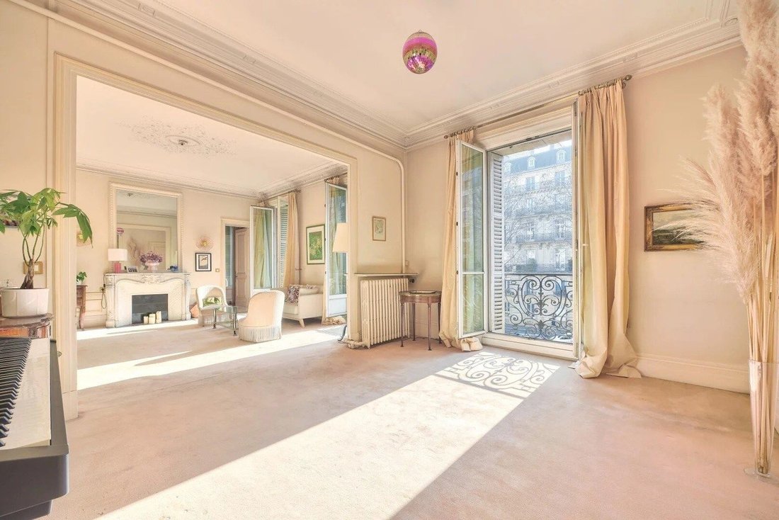 Apartment in Enfants Rouges, Paris 3e Arrondissement, Paris 1 - 15869774