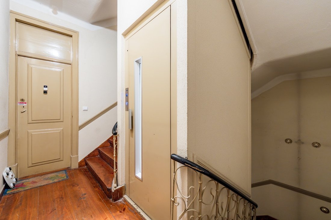 Apartment in Santo Antonio, Lisbon, Portugal 3 - 15868358