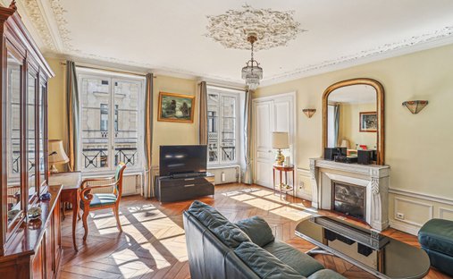 Apartment in Montorgueil-Saint Denis, Paris 2e Arrondissement, Paris 1