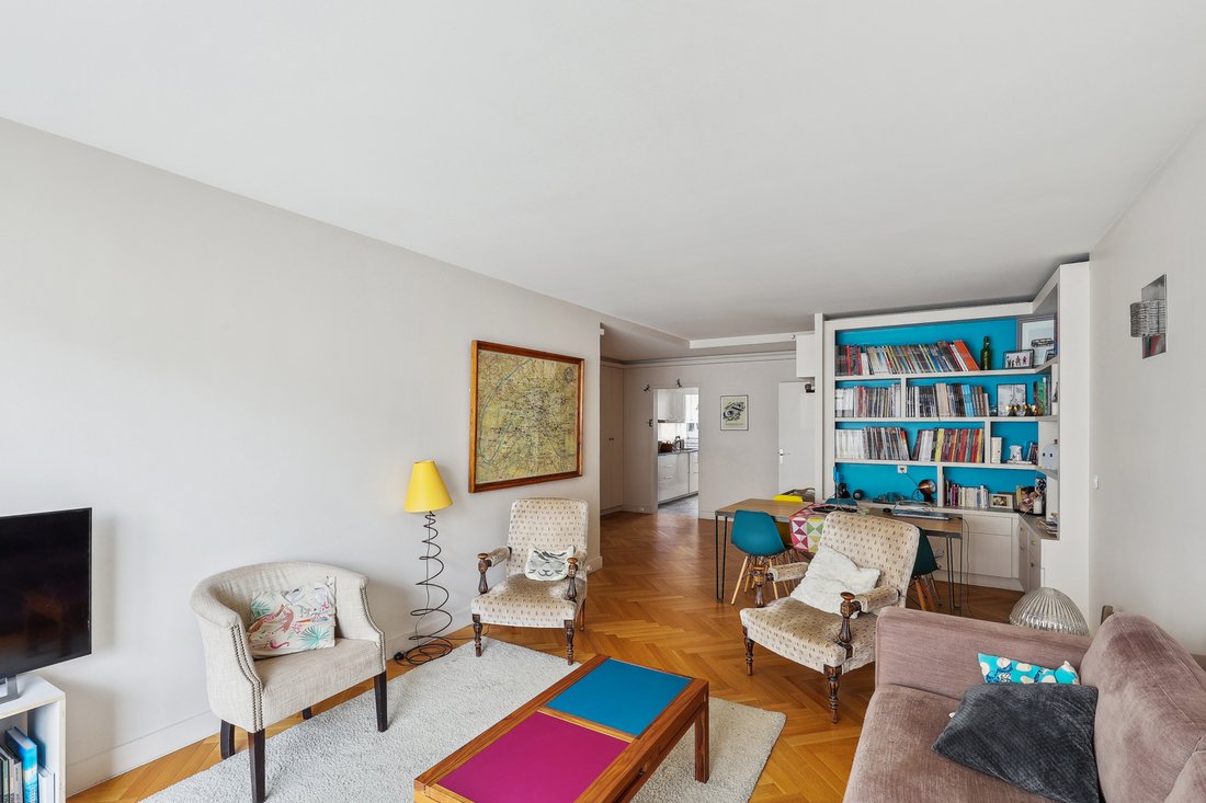 Apartment in Palais Royal, Paris 1er Arrondissement, Paris 1 - 15870212