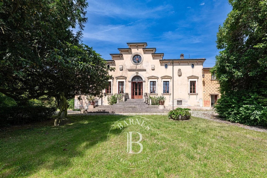 Villa in Pacengo, Veneto, Italy 3 - 15870355
