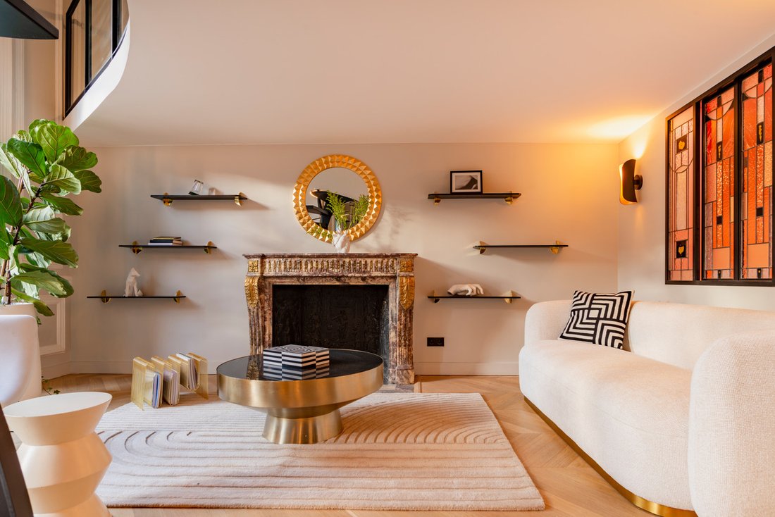 Apartment in Grange Aux Belles-Terrage, Paris 10e Arrondissement, Paris 3 - 15869282