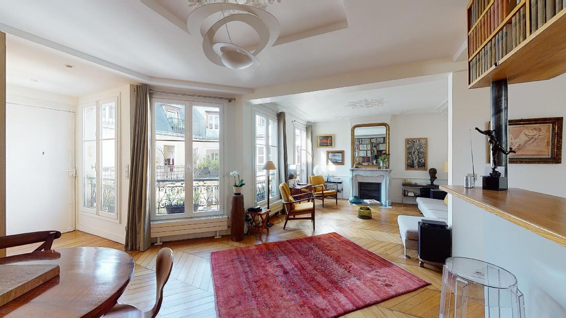 Apartment in Palais Royal, Paris 1er Arrondissement, Paris 2 - 15869982