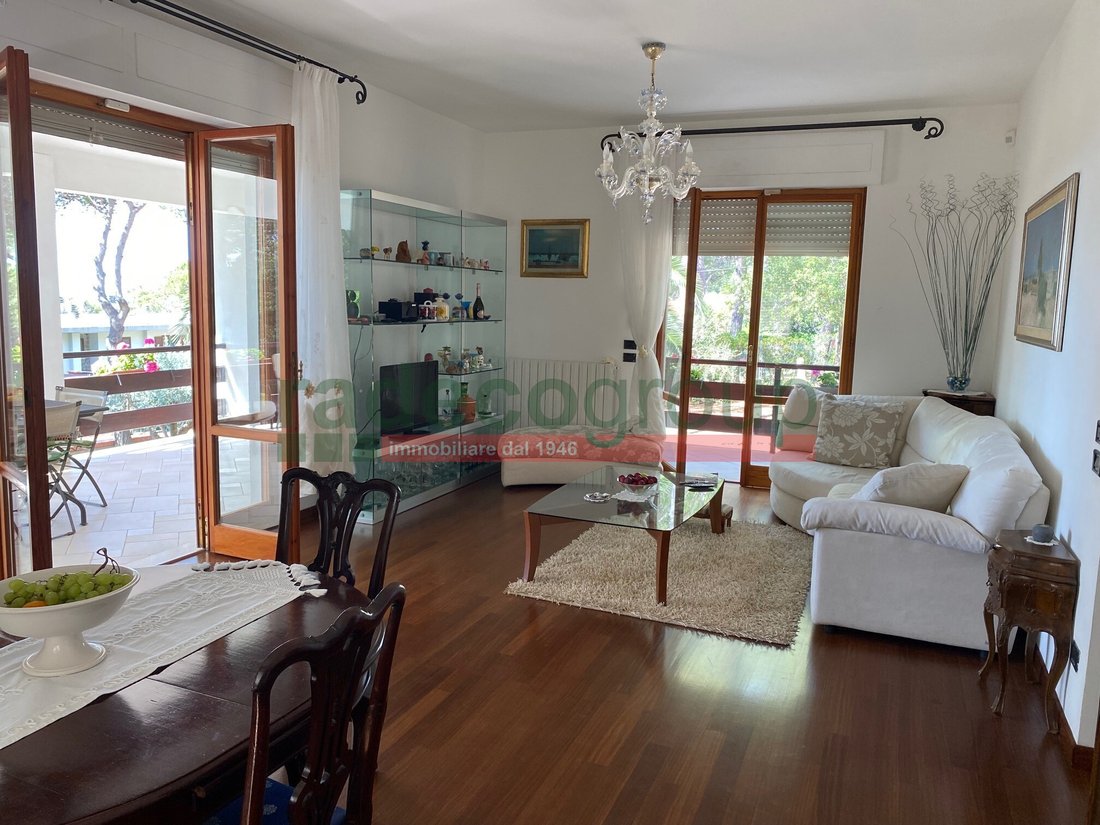 Villa in Historic Center, Livorno, Tuscany 4 - 15870053