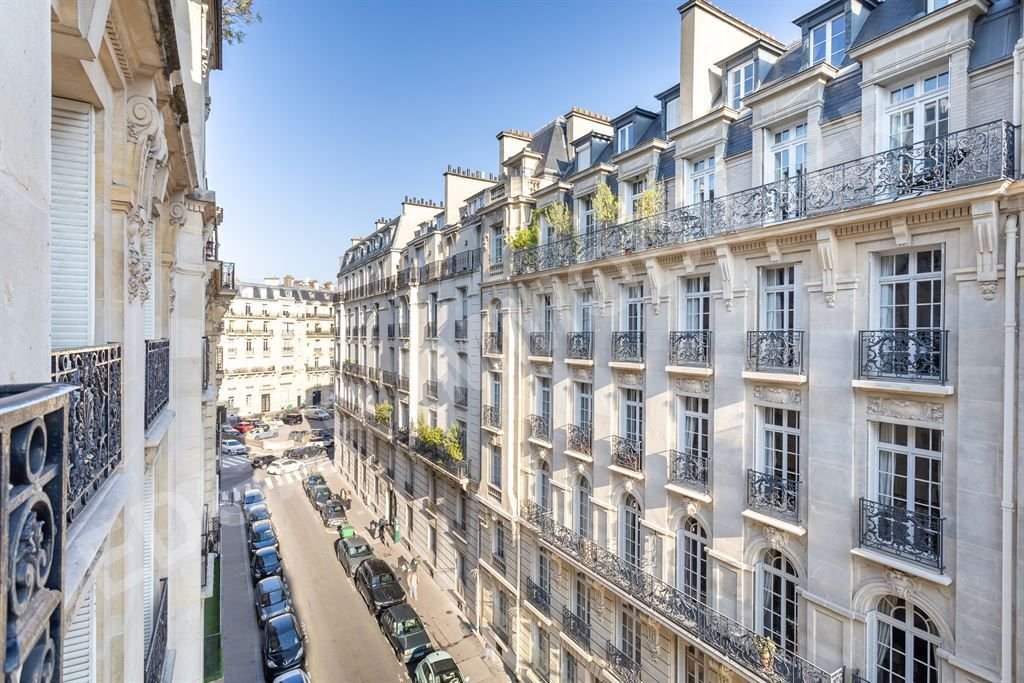 Apartment in Muette Nord, Paris 16e Arrondissement, Paris 1 - 15868667