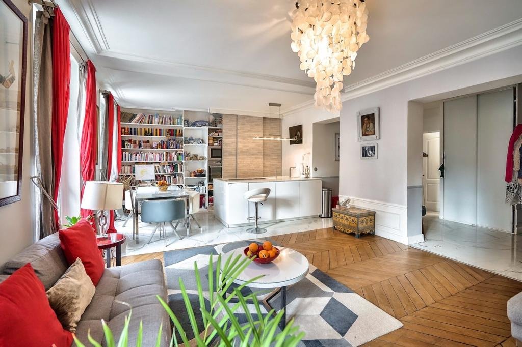 Apartment in Palais Royal, Paris 1er Arrondissement, Paris 2 - 15869613