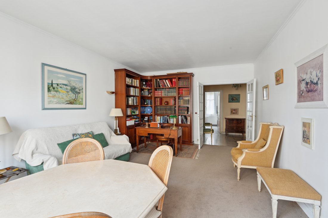 Apartment in Palais Royal, Paris 1er Arrondissement, Paris 2 - 15869933