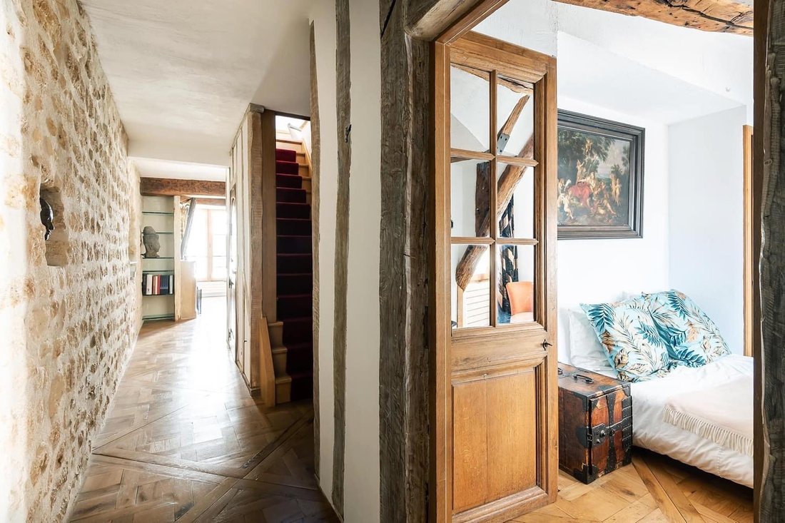 Apartment in Palais Royal, Paris 1er Arrondissement, Paris 3 - 15870240