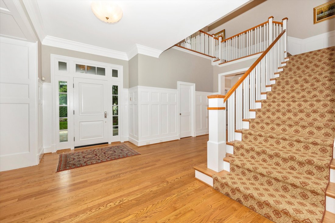 House in Potomac, Maryland, United States 3 - 15870126