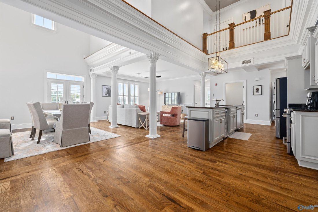Condo in Redstone Arsenal, Alabama, United States 2 - 15872990
