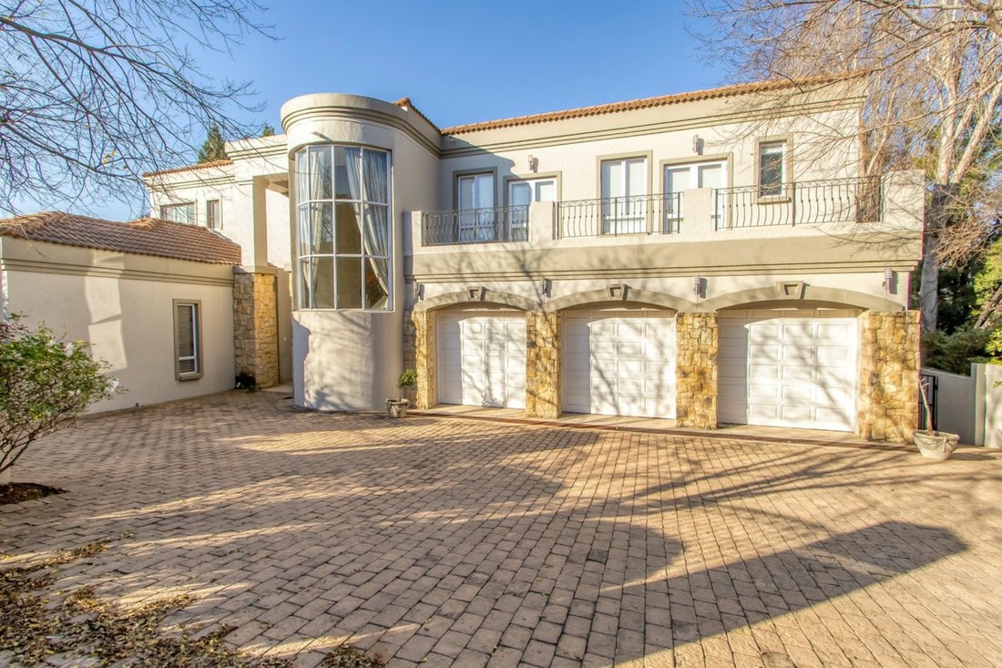 House in Chartwell, Gauteng, South Africa 1 - 15871331