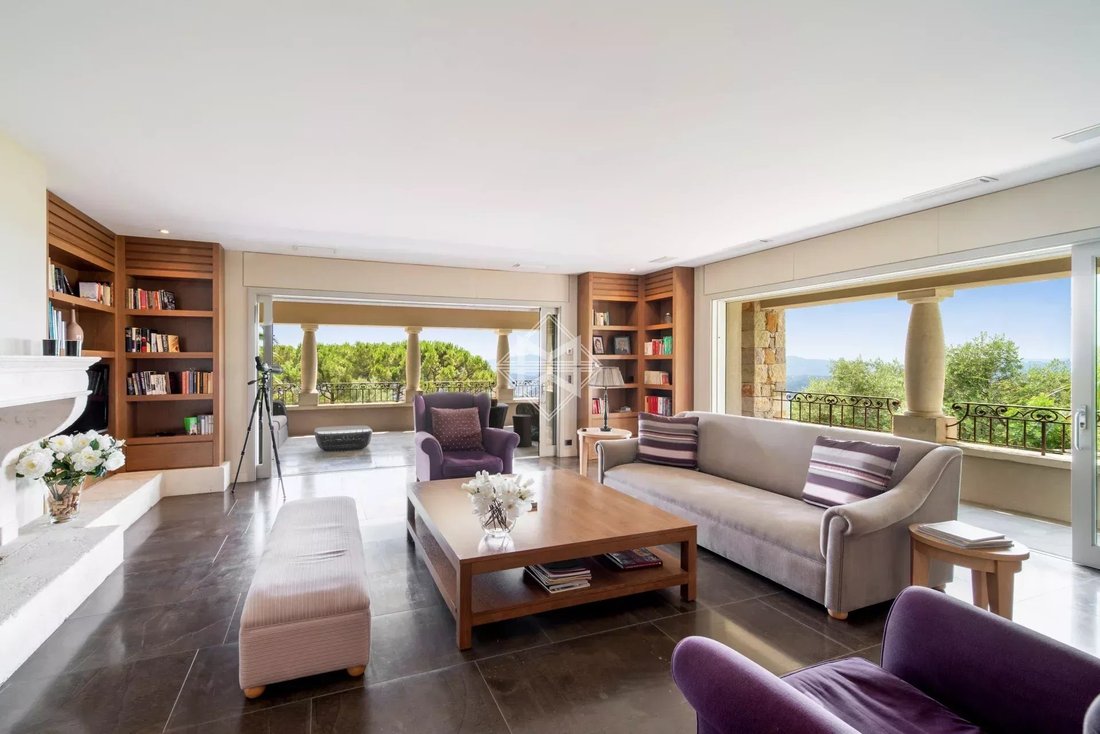Villa in Mougins, Provence-Alpes-Côte d'Azur, France 5 - 15870767