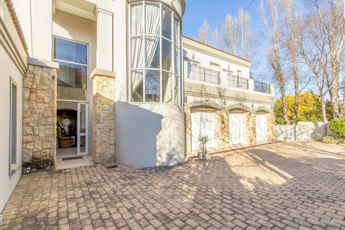 House in Chartwell, Gauteng, South Africa 2 - 15871331