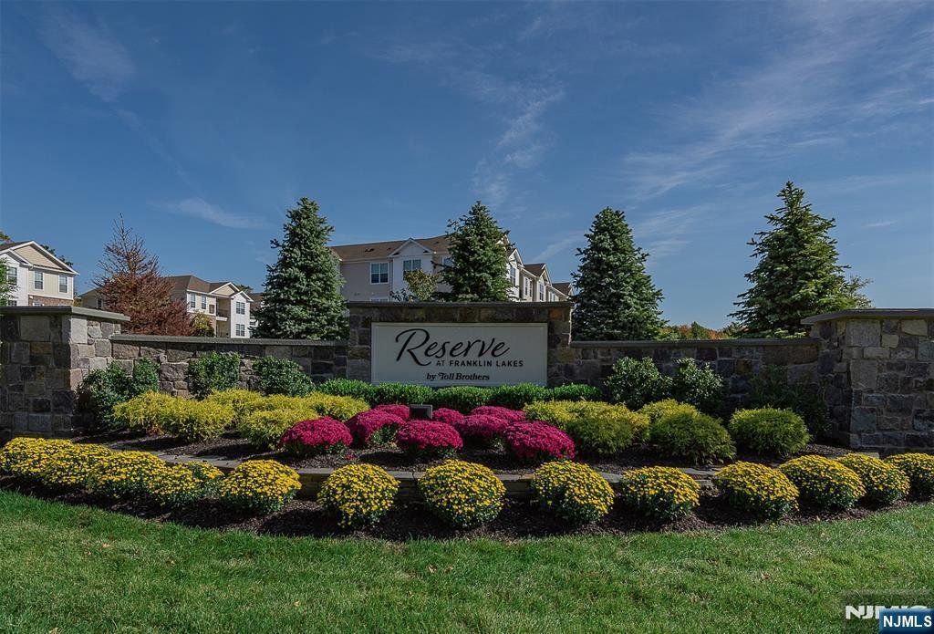 House in Franklin Lakes, New Jersey, United States 2 - 15872937