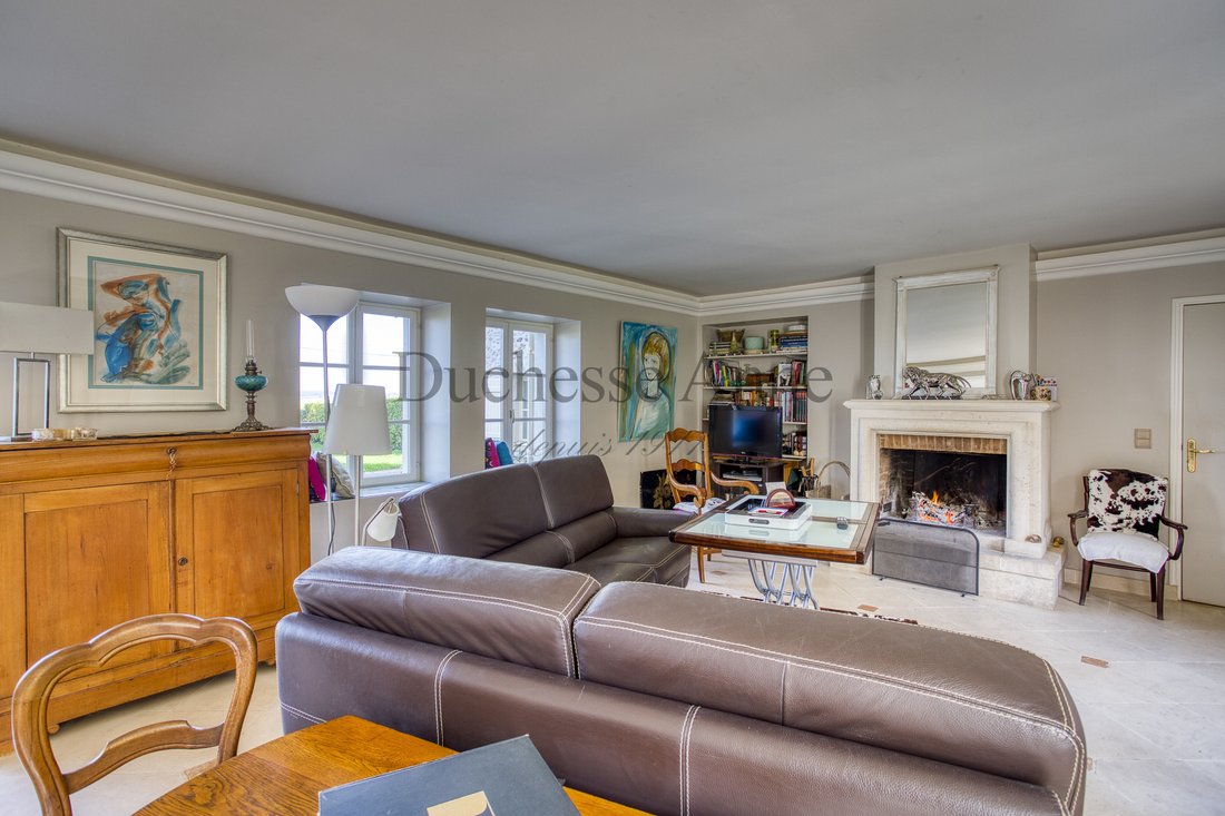 Whispers of the 15th Century: A Restored Priory’s Timeless Grace Near Paris - 5