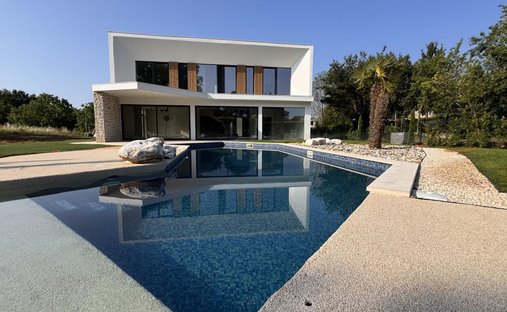 Villa in Tinjan, Istria County, Croatia 1