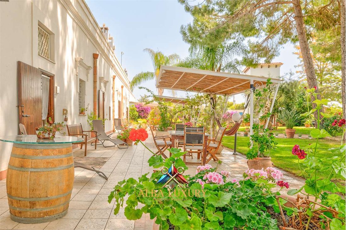 Villa en Apulia, Italia 2 - 15346312