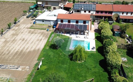 House in Monteortone, Veneto, Italy 1