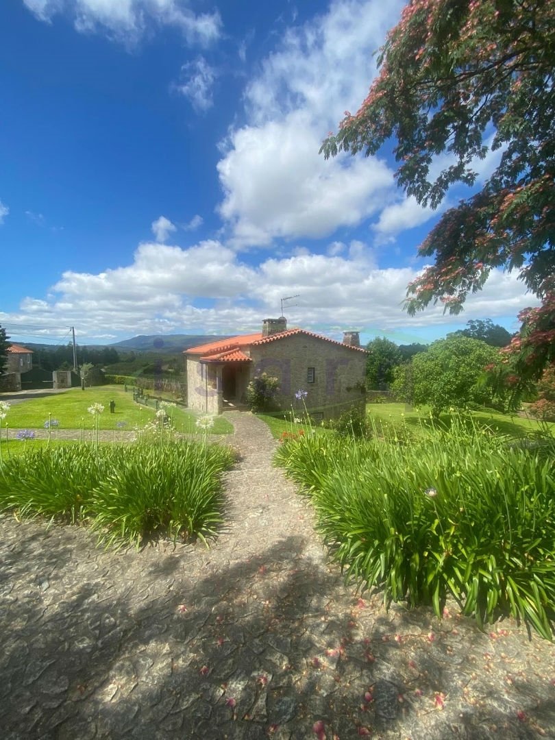 Farm Ranch in Agualonga, Viana do Castelo District, Portugal 2 - 15872115