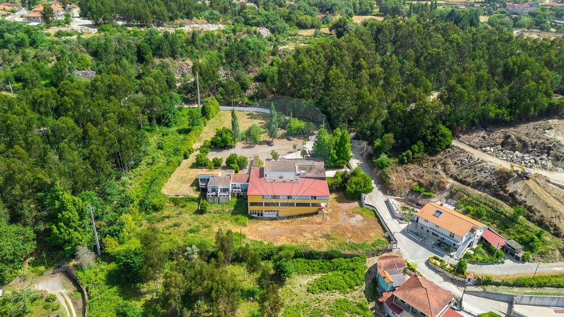 Finca in Abragao, Porto District, Portugal 4 - 15871187
