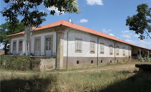 House in Rio Torto, Vila Real District, Portugal 1