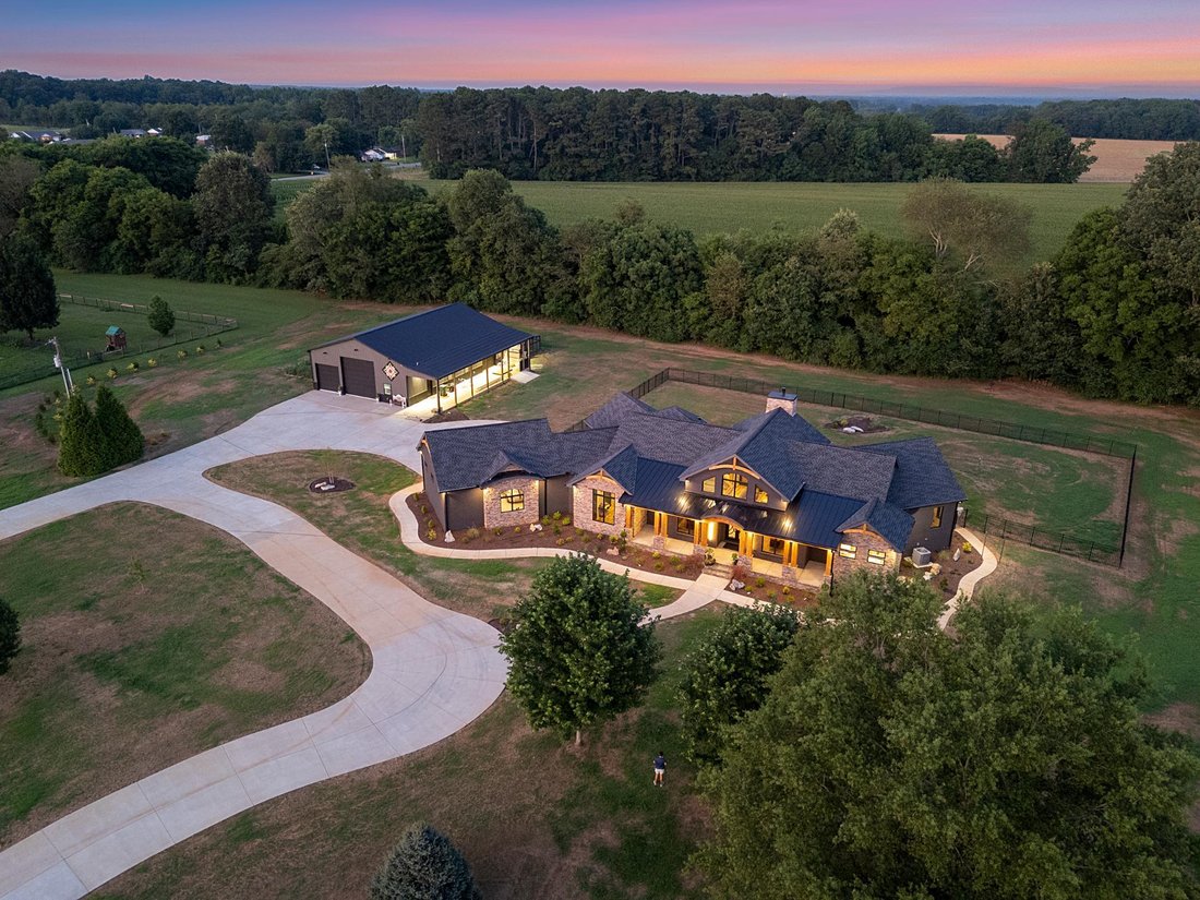 House in Hazel Green, Alabama, United States 1 - 15873132