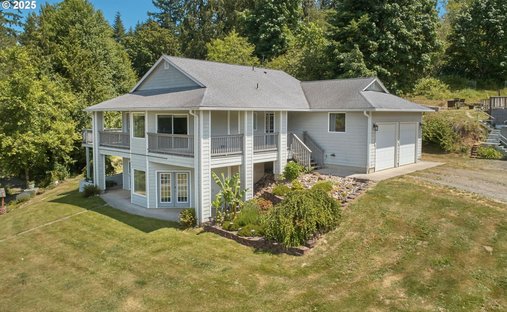 House in Woodland, Washington, United States 1