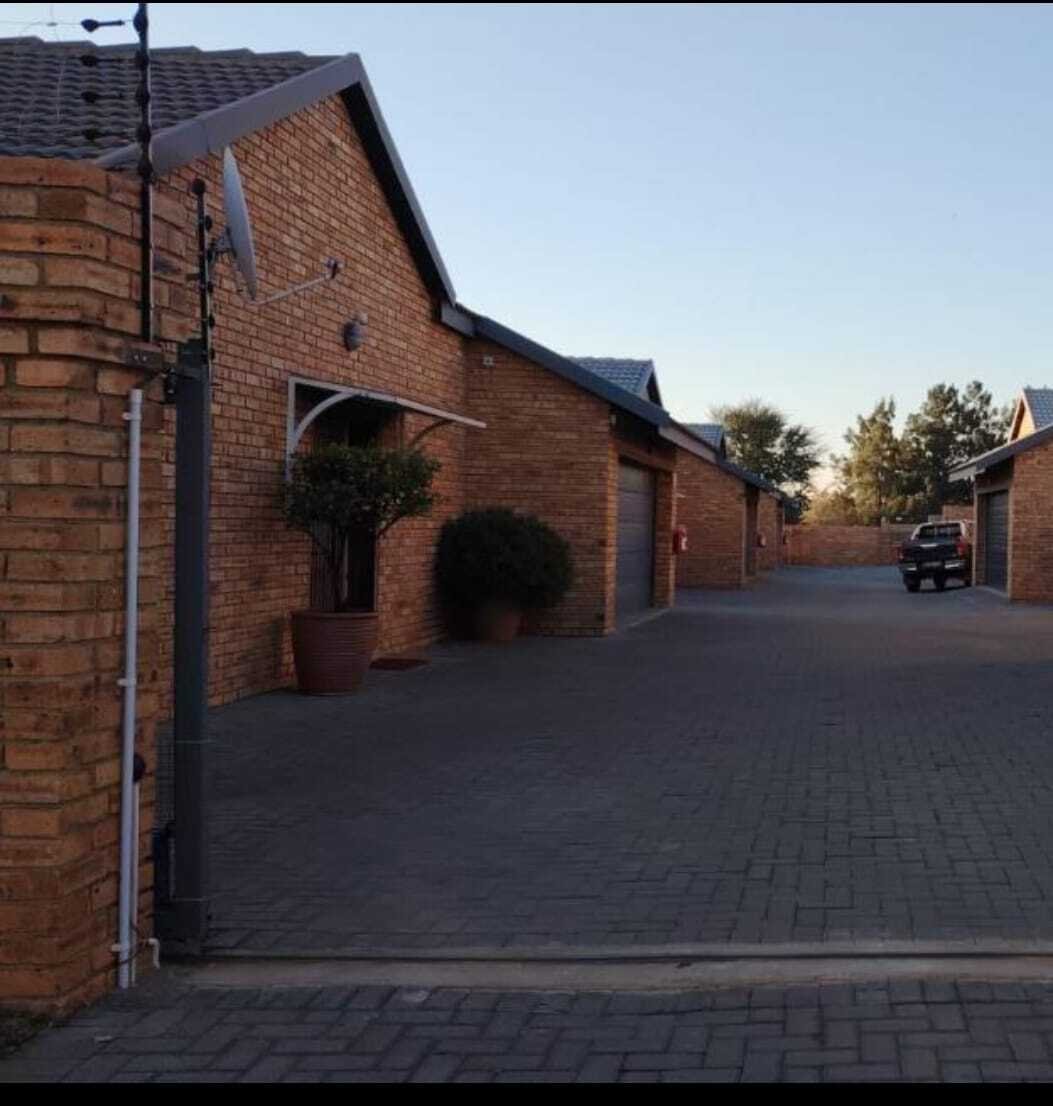 Country House in Vaalpark, Sasolburg, Free State 1 - 15873013