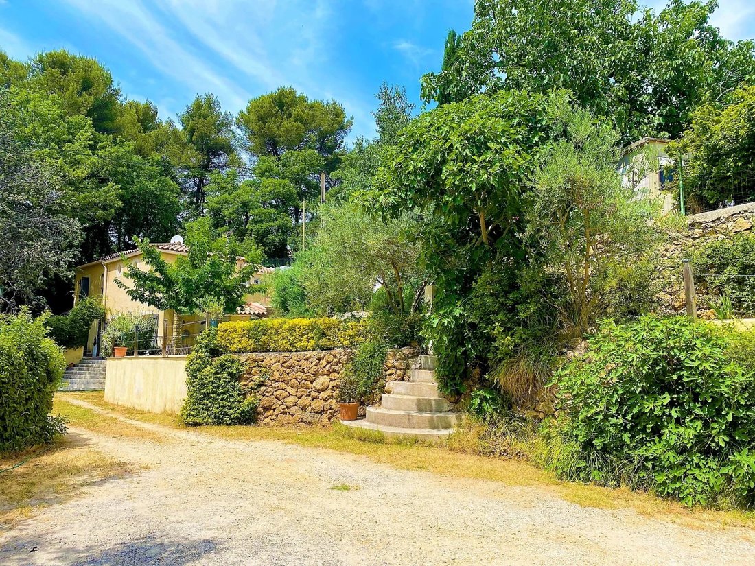 Villa in Sud, Auriol, France 2 - 15871866
